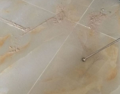 太仓瓷砖空鼓维修公司分享粘合剂选择不当在瓷砖铺贴过程中可能导致以下问题